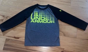 UNDER ARMOUR BOYS BLACK & GRAY L/S ATHLETIC TEE SHIRT SIZE 6 EXCELLENT COND LD3 - Picture 1 of 3