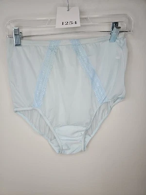 复古 Vanity Fair Tricot 尼龙浅蓝色内裤蕾丝细节尺寸 6 — 第 1/4 张图片
