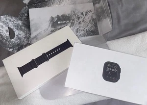 Apple Watch Ultra 49mm Titangehäuse - Zdjęcie 1 z 4