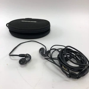 Shure SE215 Cuffie auricolari cablate nere con custodia per il trasporto - Foto 1 di 7