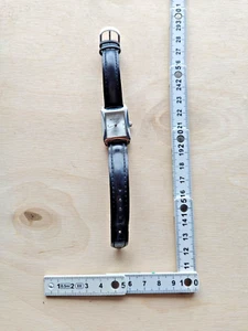 Renault old lady Quartz black leather rectangle wristwatch collectible - Picture 1 of 12
