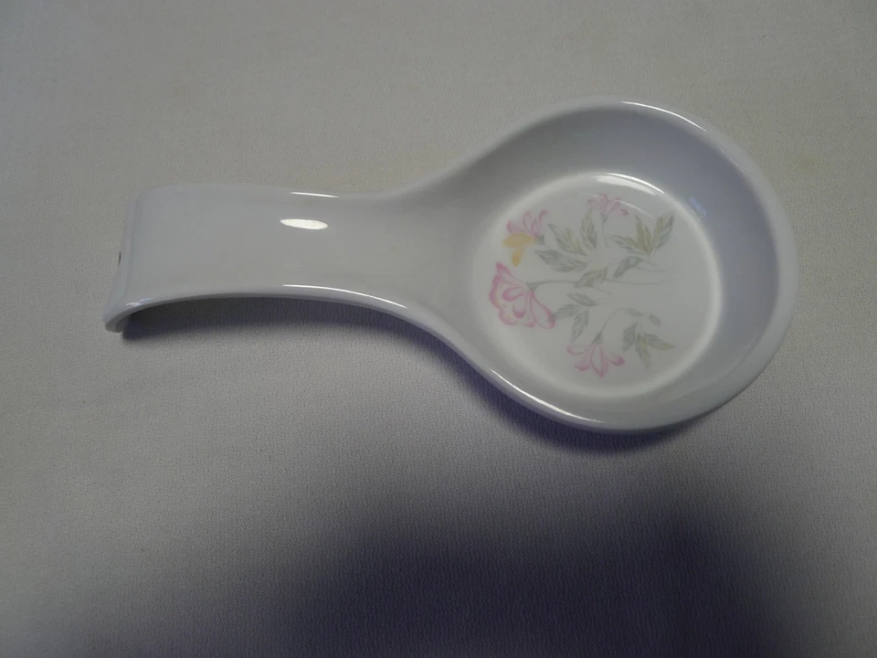 Reposacuchara de melamina Corelle Pink Trio Eurita Reston Lloyd Ltd. Foto 1 de 4