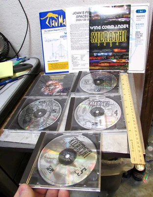 wing commander kilrathi saga 5 CD game set, book & Claw marks booklet, used - Image 1 of 4