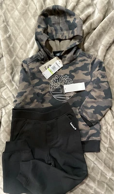 Nuevo conjunto Timberland de 2 piezas camuflado para niños pequeños talla 4 Foto 1 de 4