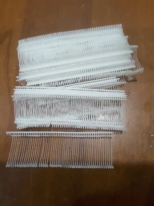 Standard Tagging Fasteners Price Tag Label Tagging Barbs 25mm, 1" ,1000pcs White - Picture 1 of 2