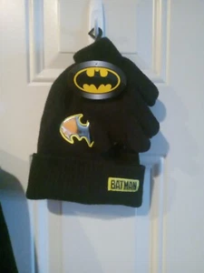 Batman Snow Winter Beanie Hat And Gloves Boys Child Adult Set DC COMICS - Picture 1 of 2