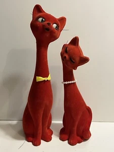 Vintage 1960’s Red Flocked Cat Figures Made In Hong Kong - Bild 1 von 9