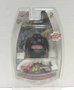 2010 Winner's Circle 1/64 Jeff Gordon #24 Dupont Impala SS (With Jacket Magnet) - Picture 1 of 2