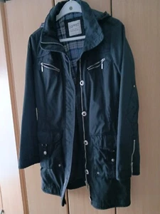 Esprit Jacke 36 schwarz mit Kapuze Regenjacke Windjacke - Bild 1 von 7