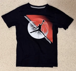Michael Jordan - Air Jordan T-Shirt - Youth Size Medium,  Black / Short Sleeve - Picture 1 of 3