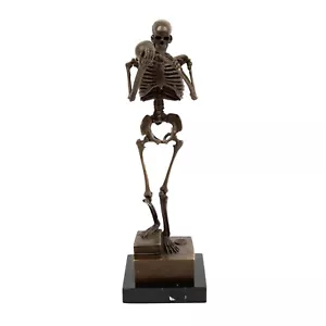 Scultura antica bronzo patinato ""Scheletro con teschio"" di Carl Kauba XIX RARA - Foto 1 di 7