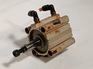 SMC CDQ2B63-40D-X202 Compact Pneumatic Cylinder Max Pressure 145 PSI 1.0 MPa - Picture 1 of 6