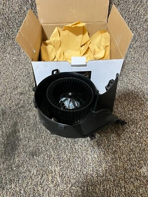 Conjunto de ventilador de motor soplador HVAC directo de importación para Saab 9-3 03-11 Saab 9-3X 10-11 Foto 1 de 4