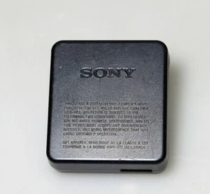 Sony Genuine OEM AC-UB10B AC Adaptor  - Picture 1 of 3
