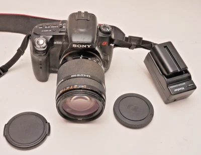 Sony Alpha a500 DSLR Camera 12.3MP w 18-20mm Lens + batt Charger  16G Card - Image 1 of 4