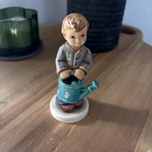 Hummel Figure 2371 Always Growing 4 5/16in - Picture 1 of 7