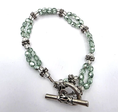 Green Crystal Beaded Bracelet Silver Tone Toggle Clasp Sparkle Boho Feminine - Image 1 of 4