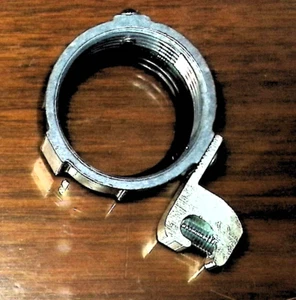 2 Thomas & Betts Steel City BG806A-1 2" Die Cast Zinc Conduit Grounding Bushing - Picture 1 of 6