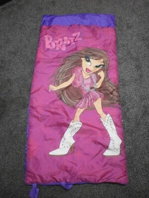 Muñeca Bratz de colección niñas rosa púrpura saco de dormir cremallera lateral campamento de pijamas Foto 1 de 2
