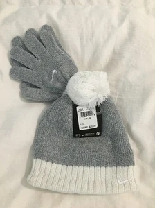 NEW Nike Girl’s White Silver Glitter Pom Knit Beanie Hat and Gloves Set 4 - 6x - Picture 1 of 4
