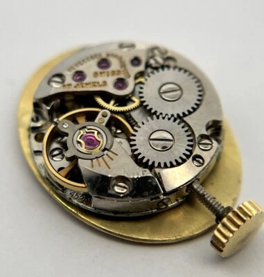 Movimiento mecánico Bueche Girod 17 joyas con esfera ovalada de 18x14 mm y agujas Foto 1 de 4