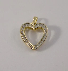 Elegant 14k Solid Yellow Gold Diamond Heart Pendant - Picture 1 of 3