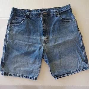 WRANGLER Men's 42 Denim Carpenter Jean Shorts Faded Blue Hammer Loop Workwear - Picture 1 of 6