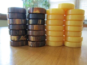Bakelite ButterYellow Marbled  Brown Swirl Backgammon Checkers 29 Game Chips - Picture 1 of 8