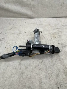 2002-2007 SATURN VUE IGNITION LOCK CYLINDER SWITCH ASSEMBLY WITH KEY #2 - Picture 1 of 7