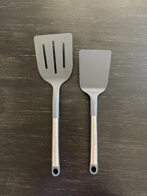 Set Of 2 Farberware Spatulas - Image 1 of 3