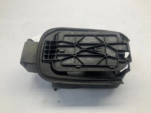 14-21 Jeep Grand Cherokee 3.6L Fuel Filler Gas Cap Door Housing Lid T - Picture 1 of 12