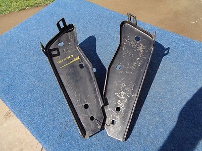 NOS Ford BUMPER BRACKETS 1968 68 1969 69 Galaxie 500 Custom  Foto 1 de 4