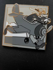 Disney Pin 84145 DLR Goofy's Sky School Mystery Landing Chaser LE 100 - Picture 1 of 2