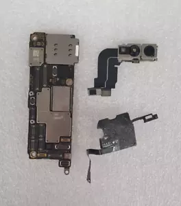 Apple iPhone 15 Pro 128GB Logicboard Mainboard Platine Defekt Icloud Sperre - Bild 1 von 2