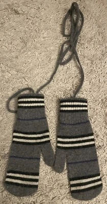 BURBERRY Gris Blanco Lana Par de Guantes Guantes Foto 1 de 4