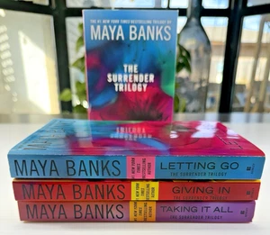Surrender Trilogy Boxed Set by Maya Banks PB 3 Book Collection - Bild 1 von 7