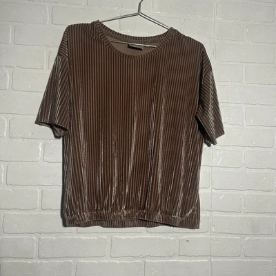 Top de mujer DANTELLE manga corta marrón malva plisado terciopelo acanalado mediano Foto 1 de 4