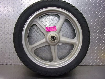 RODA DIANTEIRA 986 A HONDA NIGHTHAWK CB750 1993 FABRICANTE DE EQUIPAMENTO ORIGINAL - Imagem 1 de 4