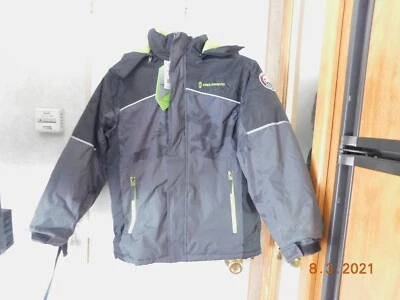 Boy's Free Country Board Jacket----Size Medium ( 10/12 ) - Image 1 of 2