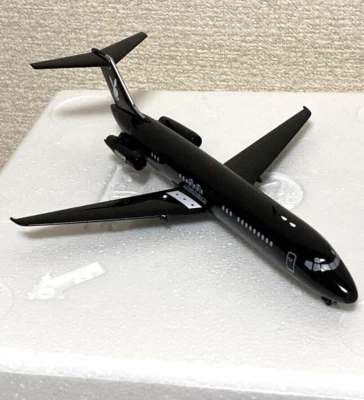 BLUE BIRD 1/200 MCDONNELL DOUGLAS DC-9-30/N950PB PLAYBOY BBOX01 - Immagine 1 di 2