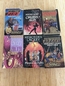 Mercedes Lackey Lot of 6 Book Lot Paperback Assorted Fantasy Baen - Bild 1 von 4