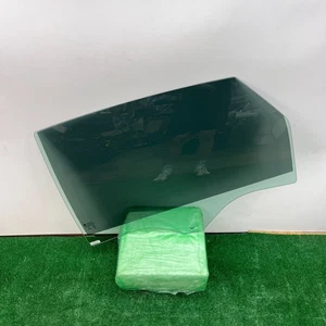 2013-2019 CADILLAC XTS LEFT DRIVER REAR DOOR WINDOW GLASS 22894981 OEM - Picture 1 of 10