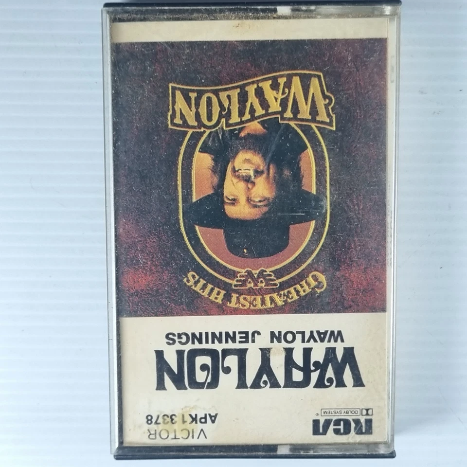 Waylon Jennings – Greatest Hits (Cassette Tape, 1979) RCA Victor - Image 1 of 3
