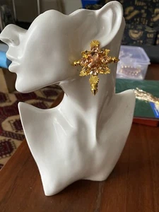 Costume Jewellery Glamour Earrings - Picture 1 of 2