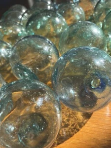 Vintage antique Glass Fishing Floats Set of 8 Green,Aqua-Green, 5.5-7.5cm Japan - Picture 1 of 6