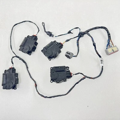 15-23 DODGE CHALLENGER CHARGER HVAC BOX HEATER FLAP MOTOR AIR MIX ACTUATORS OEM - Image 1 of 4
