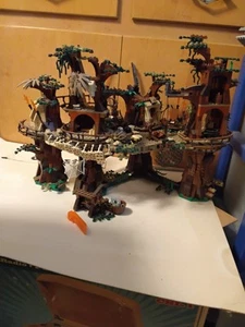 LEGO Star Wars: Ewok Village (10236) - 91% Complete! - Picture 1 of 2