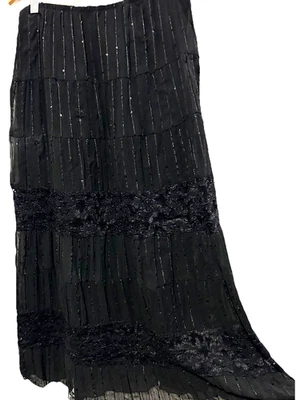 Saia Dressbarn M lantejoulas pretas em camadas acabamento de renda caprichoso bruxa fada escura - Imagem 1 de 4