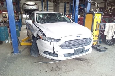 2015 Ford Fusion Automatic Transmission OEM 103K Miles - LKQ438456503 - Image 1 of 4
