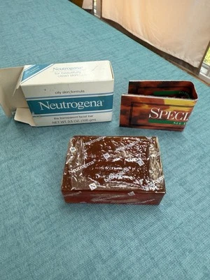 Jabón Neutrogena Nuevo de Lote Antiguo Barras Faciales Transparentes Piel Grasa 1992 De Colección 3.5 OZ Raro Foto 1 de 4